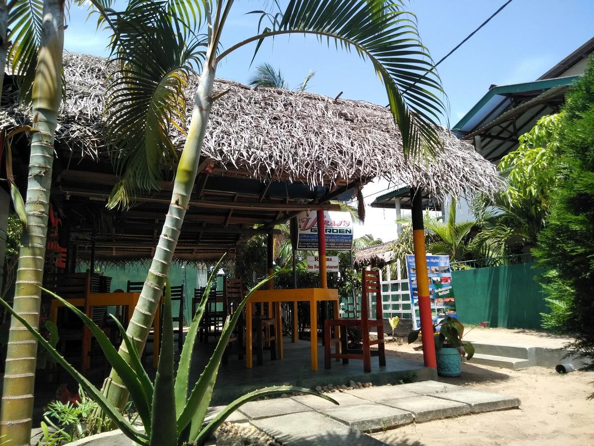Viraj'S Garden Otel Tangalle Dış mekan fotoğraf