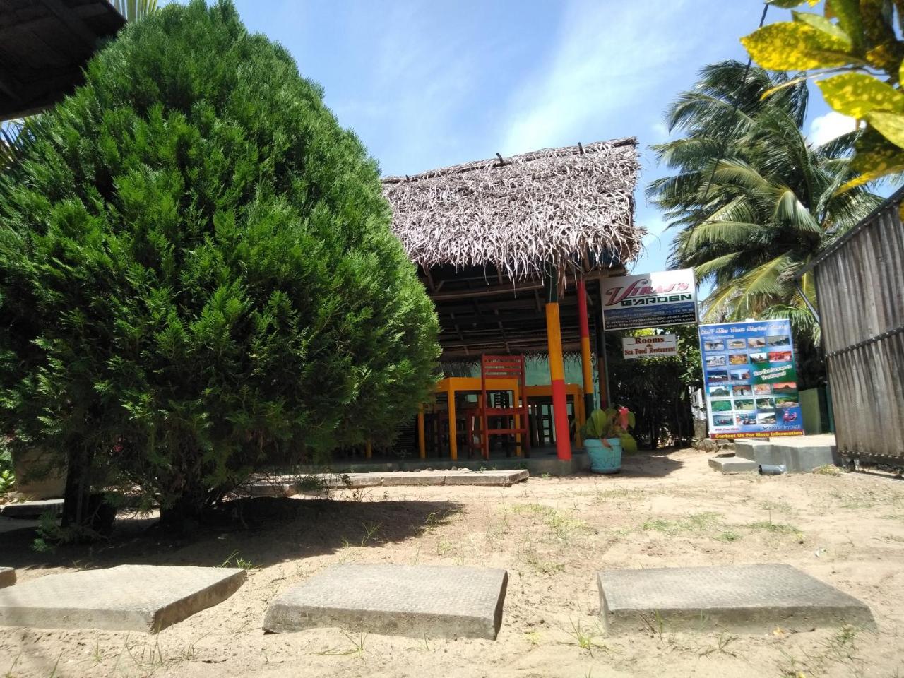 Viraj'S Garden Otel Tangalle Dış mekan fotoğraf